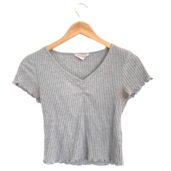Pink Rose | Gray ribbed v neck baby tee size large - Picture 1 of 7
